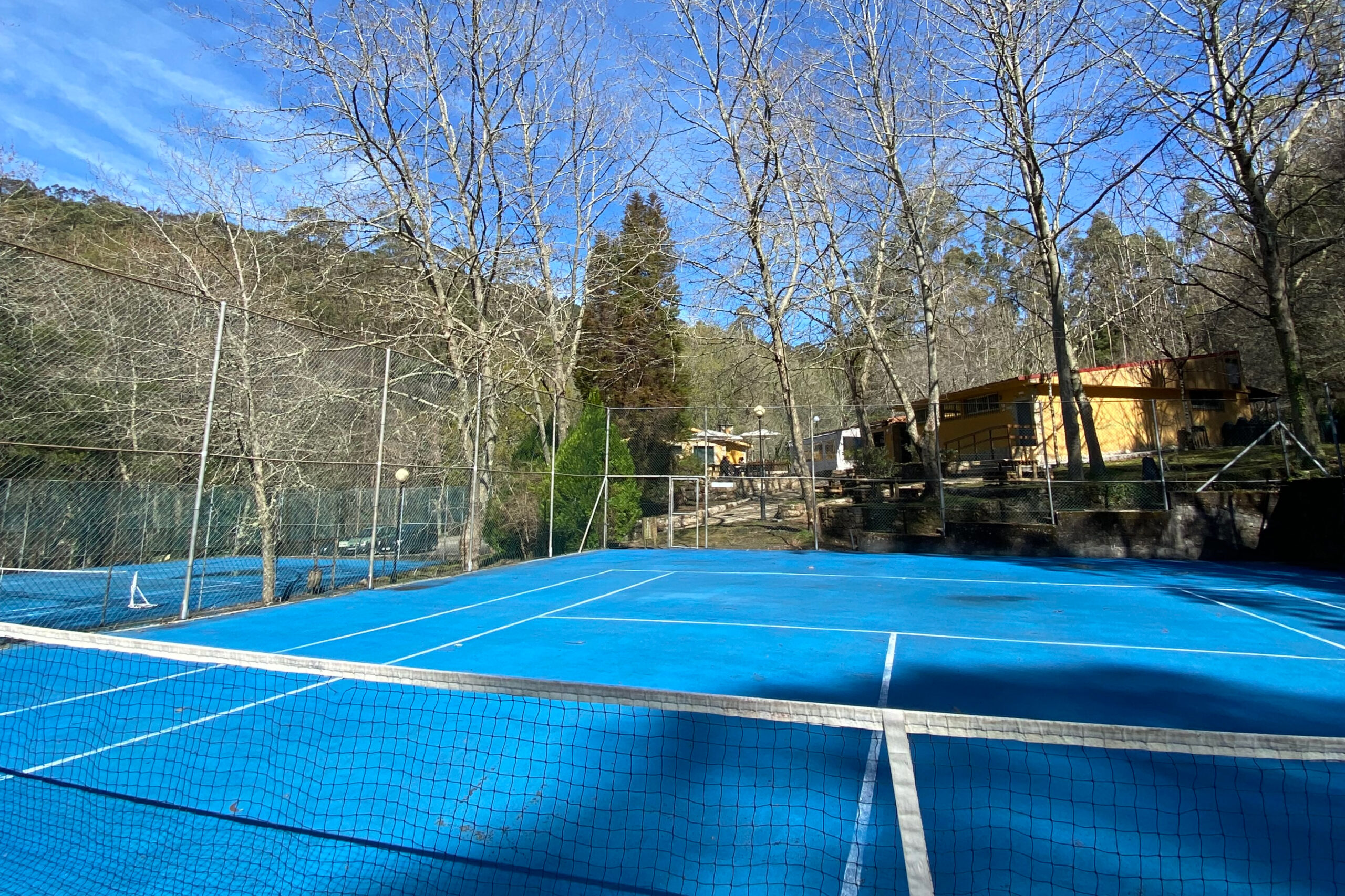 Pista en Candóns