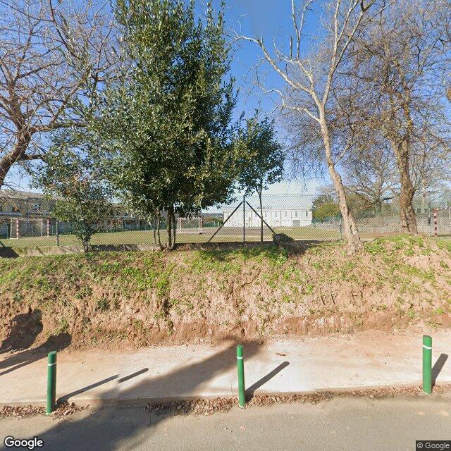 Pista en Rúa Mondego