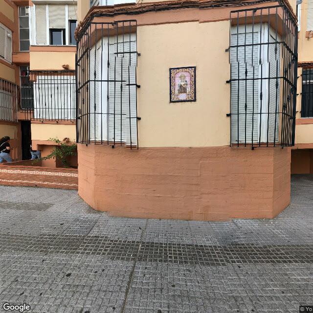 Pista en CalleSan  Juan de la Cruz