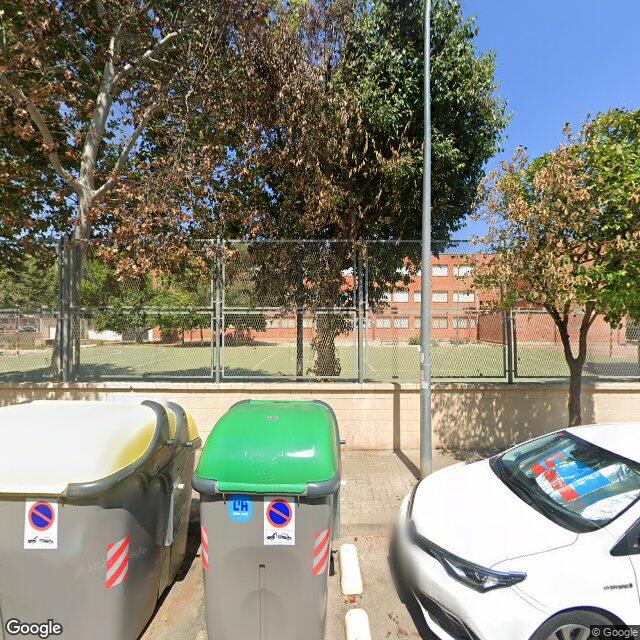 Pista en Passatge de Milans