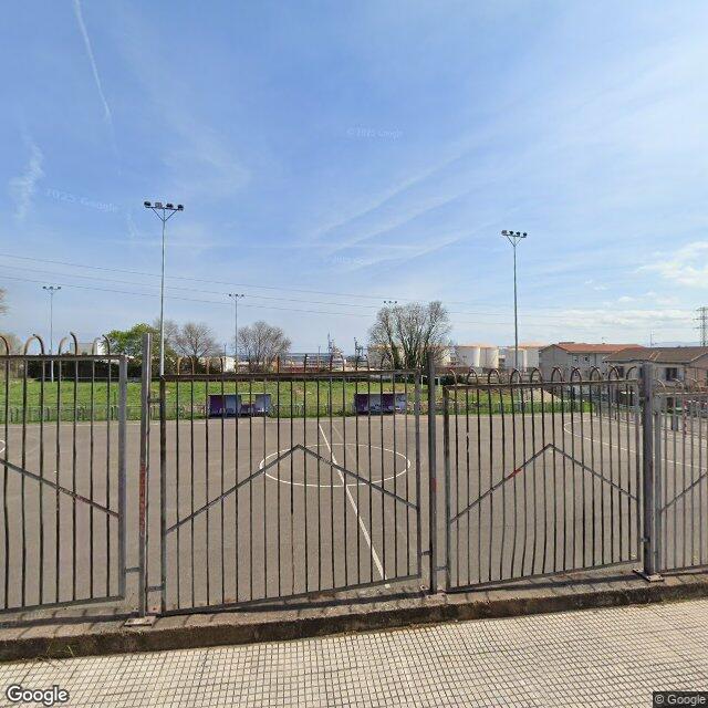 Pista en Barrio Portuarios