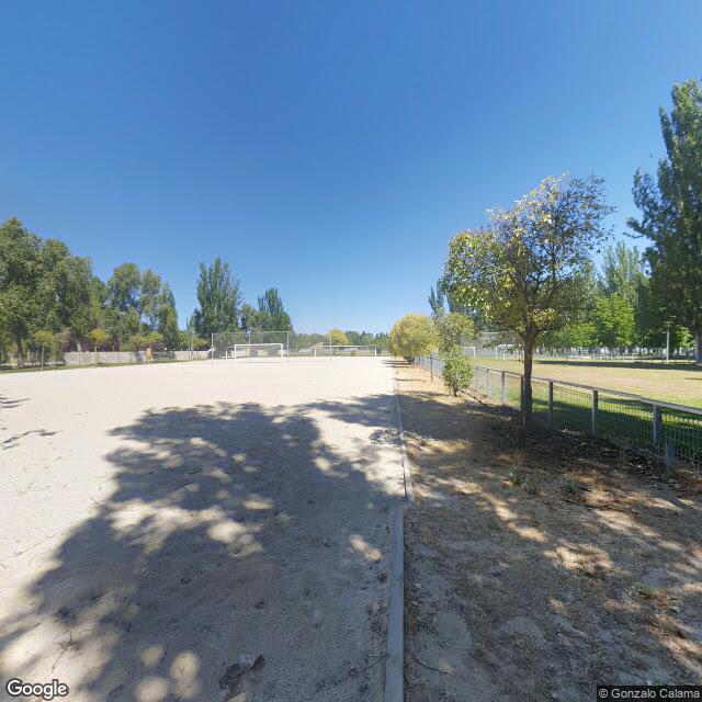 Pista en río