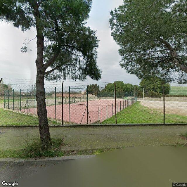 Pista en Urbanización Maitena