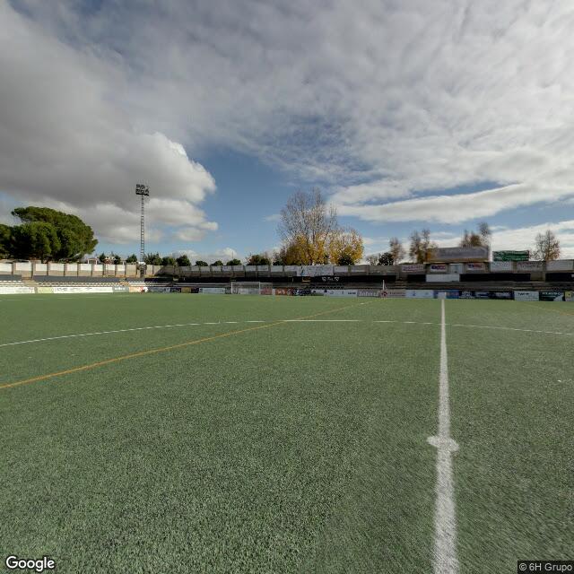 Pista en Sporting Club Requena