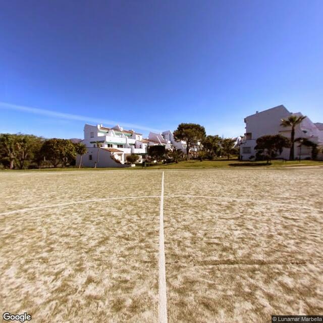 Pista en Jardin de los Pinos