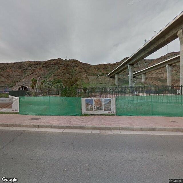 Pista en Autopista del Sur