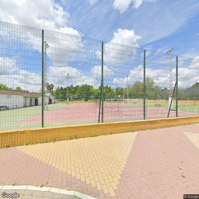 Pista en Doña Ana Gaviño