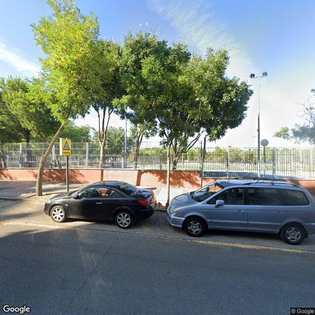 Pista en Parque de Palomeras Bajas