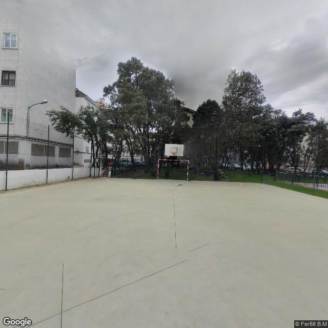 Pista en Urbanización Los Enebros