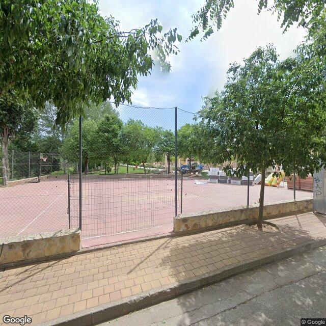 Pista en Fuente