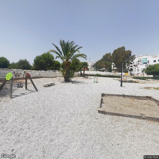Pista en Miguel Hernández