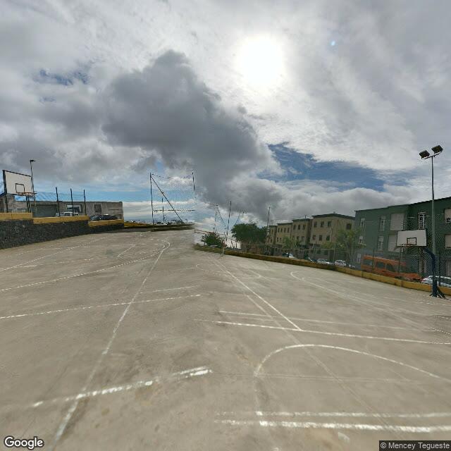 Pista en Timoteo Alberto Delagdo