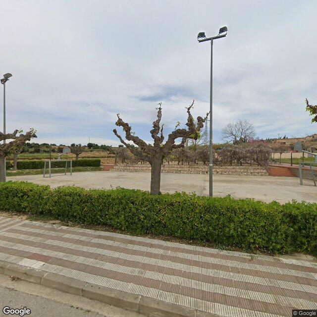 Pista en dels Oms