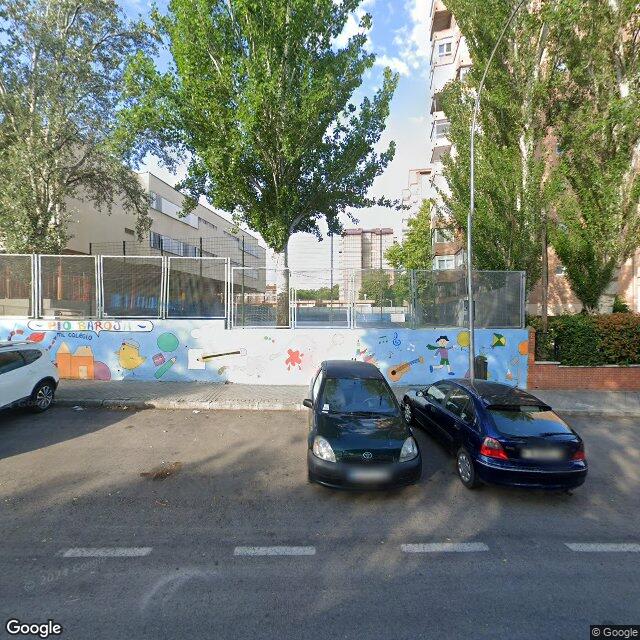 Pista en Luis de Hoyos Sáinz