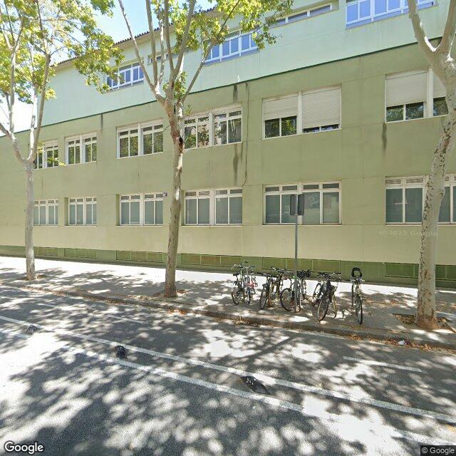 ESCOLA LES ACÀCIES