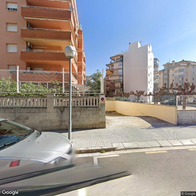 COMUNITAT DEL C. D'ISAAC ALBÉNIZ, 16