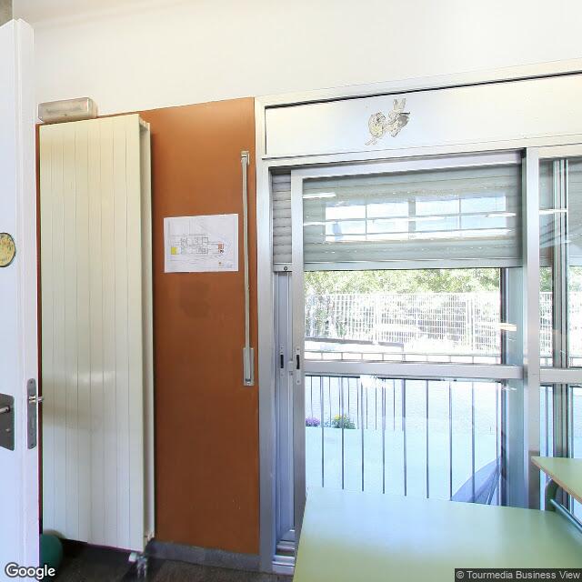 ESCOLA MONTMANY
