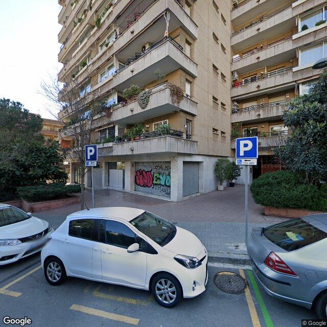 COMUNITAT DE L'AV. POMPEU FABRA, 7-13