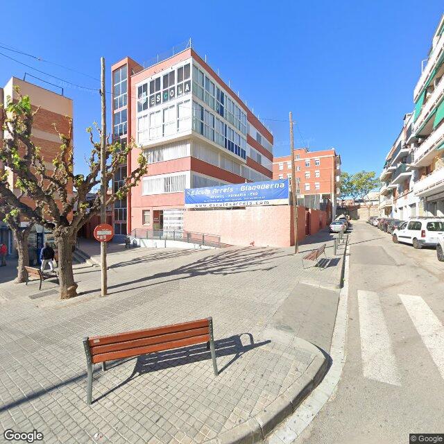 ESCOLA ARRELS - BLANQUERNA