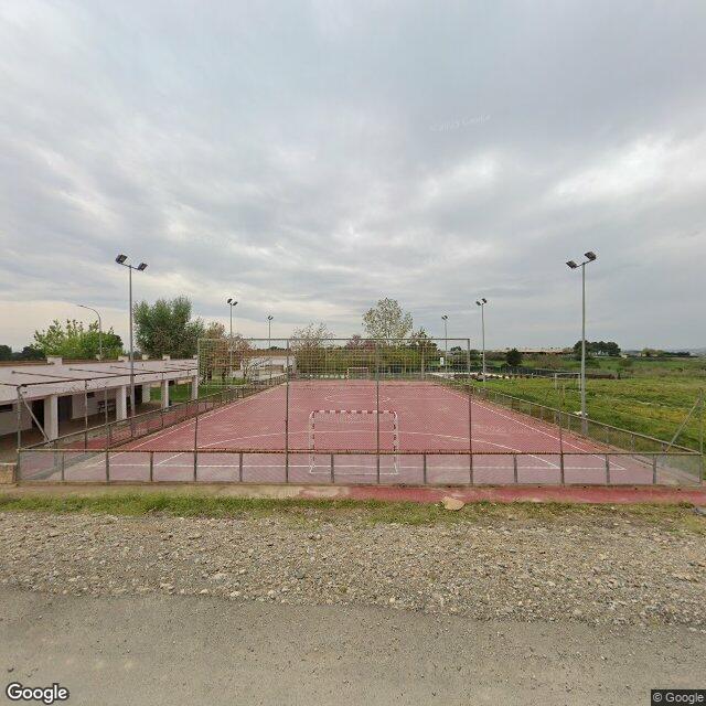 Pista en Escoles