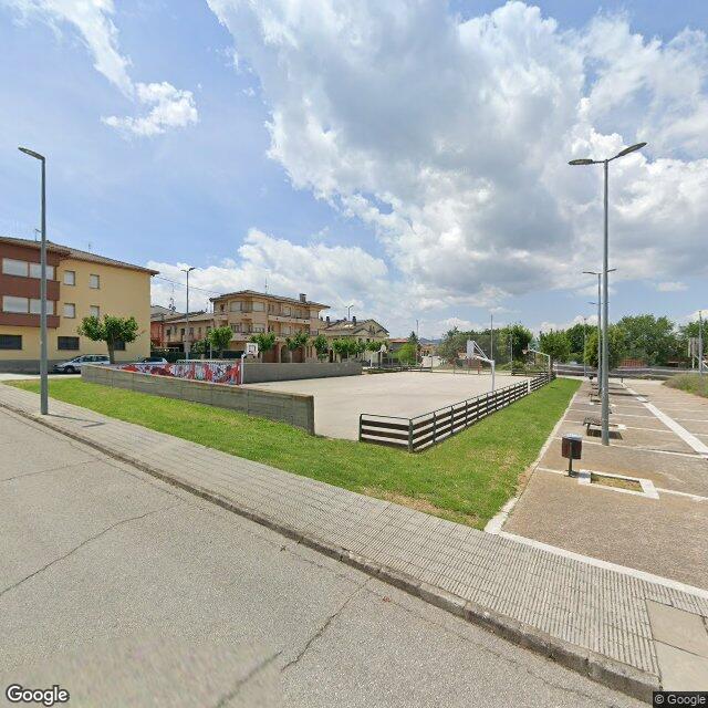 PISTA POLIESPORTIVA URB CREU DEL CIM