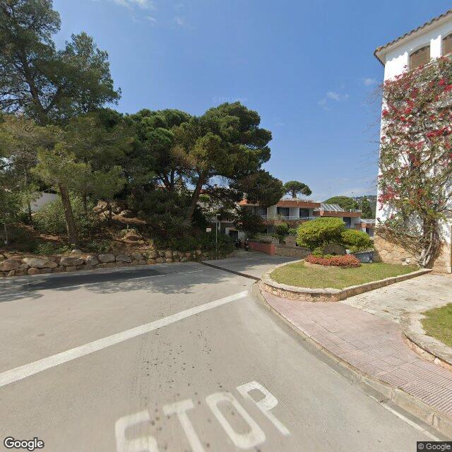 APARTAMENTS EL TRULL