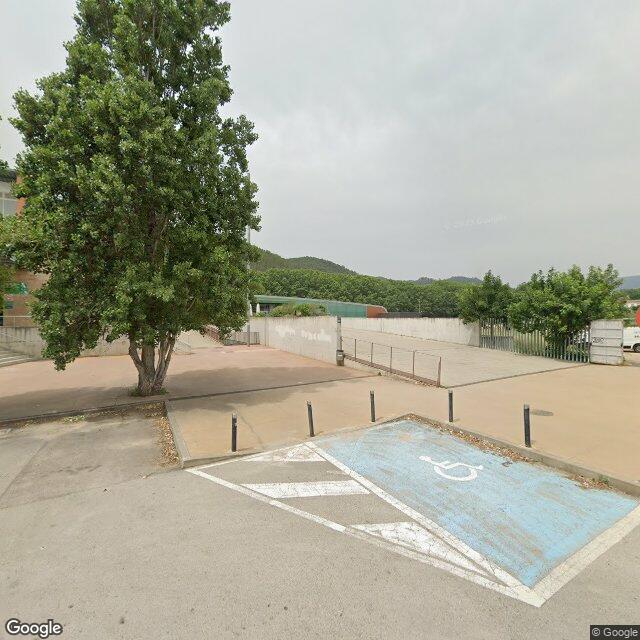 LA PISCINA: CENTRE D'ESPORT I SALUT DE LA SELVA