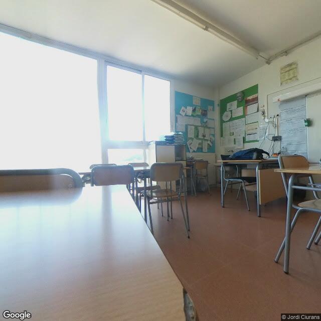 ESCOLA MIQUEL MARTÍ I POL
