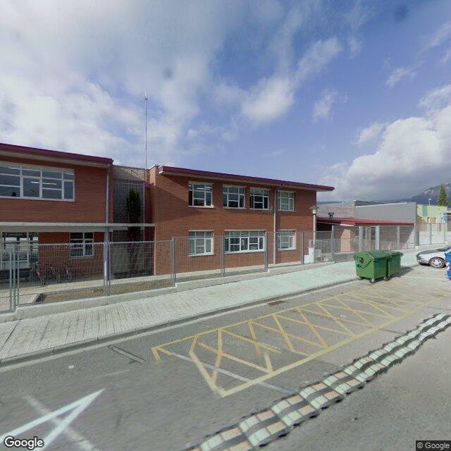 ESCOLA LES ESCOLES