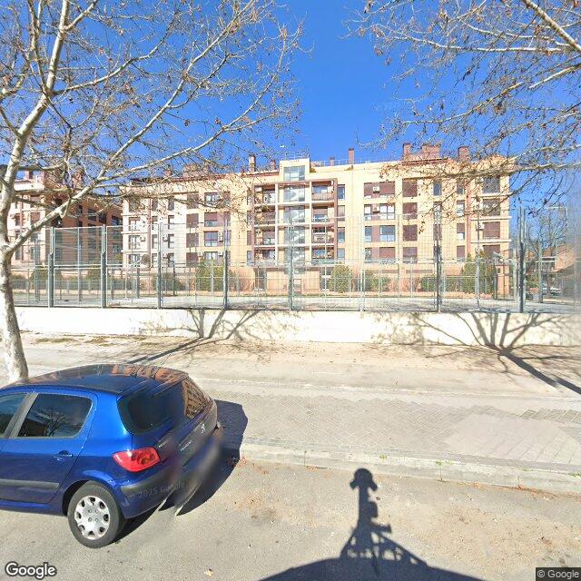Pista en José Hierro