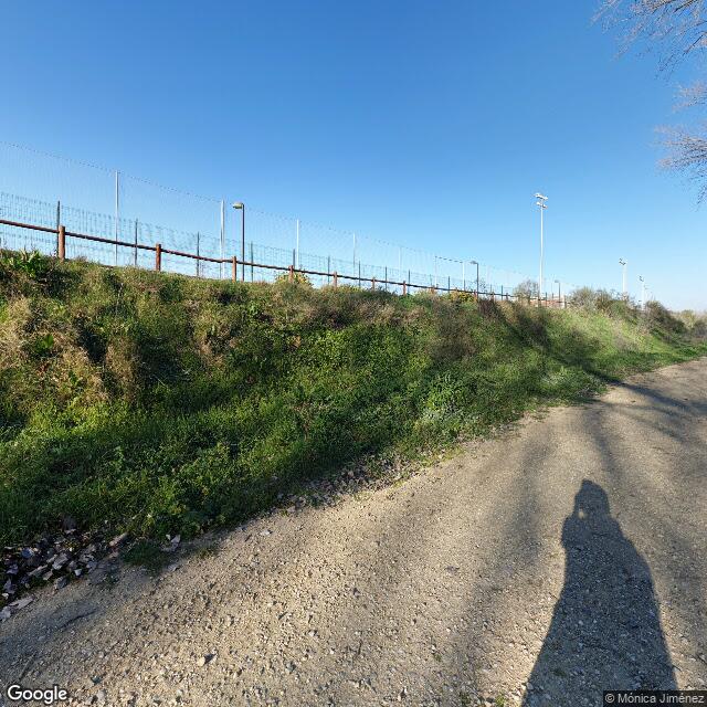 Pista en Rodrigo de Triana