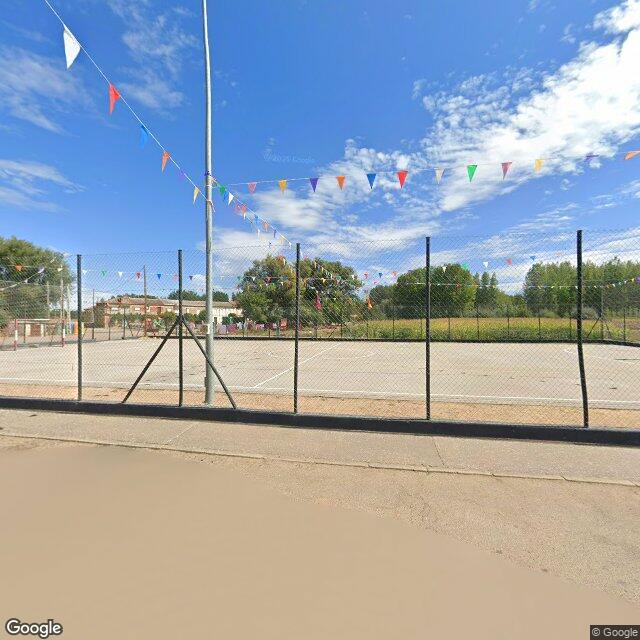 Pista en Fuente