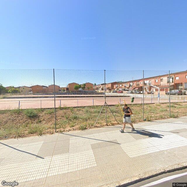Pista en Miguel Hernández